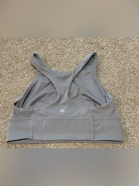 lululemon athletica Gray Racerback Sports Bra with Supportive Band size 8 no pad